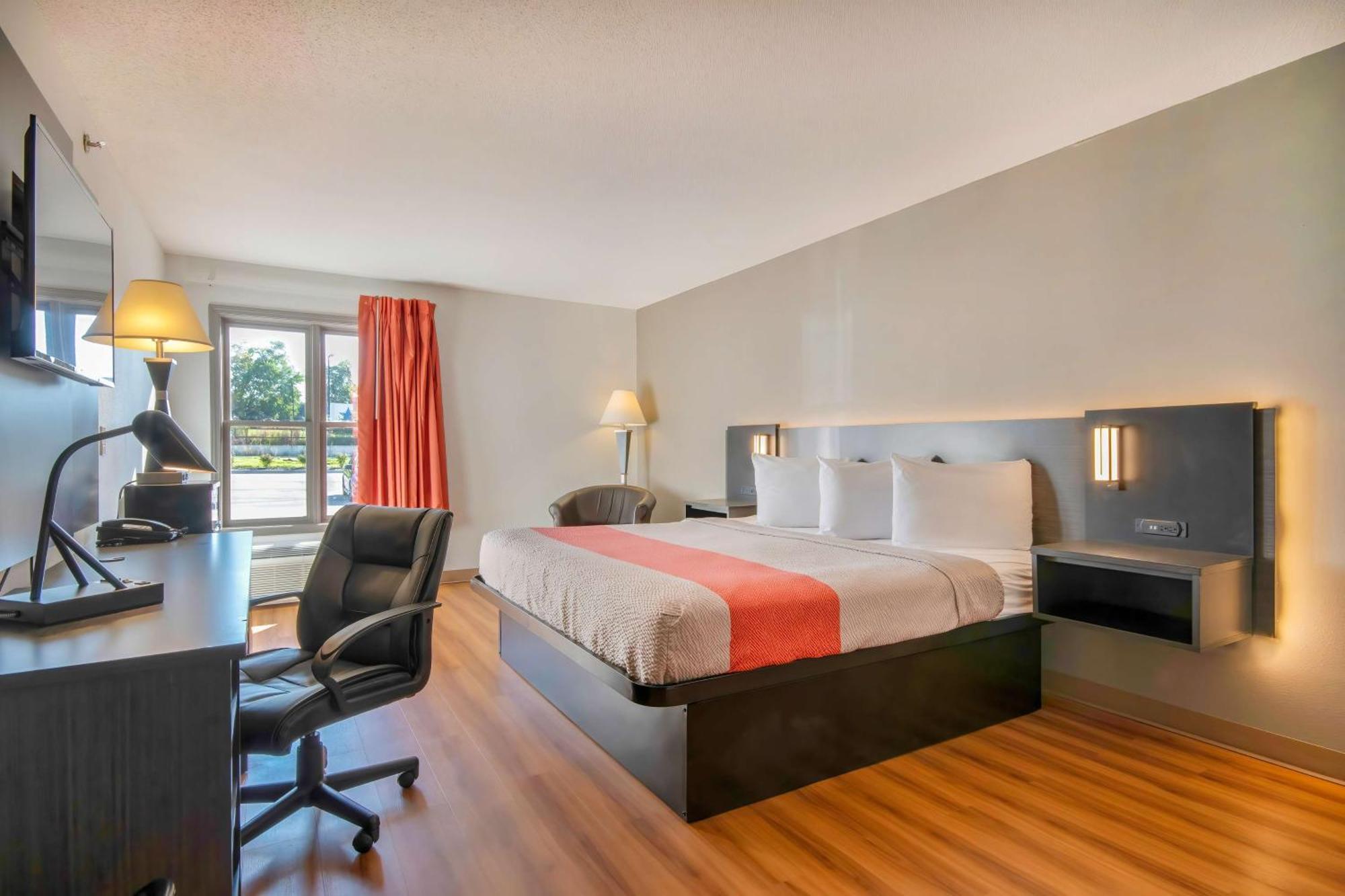 6 Walton, Ky - Richwood - Cincinnati Airport South Hotel Walton